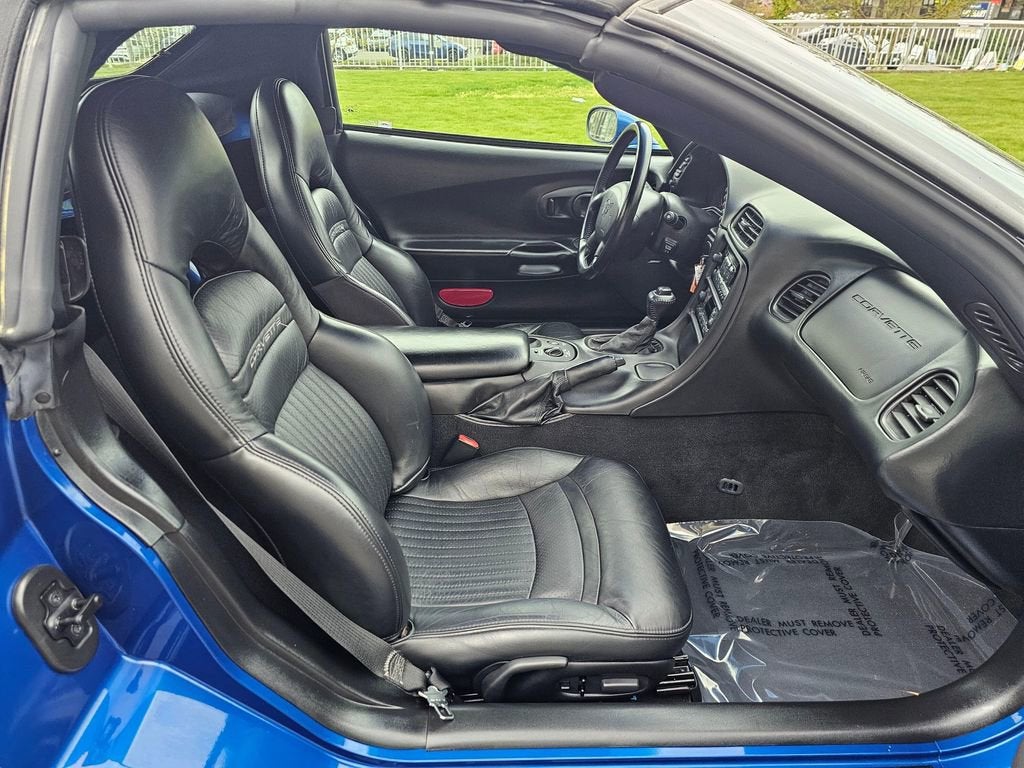 2002 Chevrolet Corvette 2dr Convertible