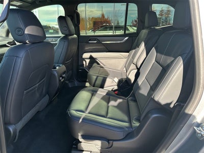 2024 GMC Acadia Elevation