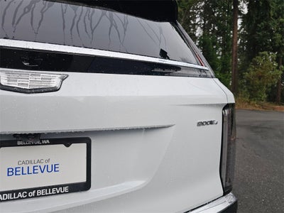 2026 Cadillac VISTIQ Luxury