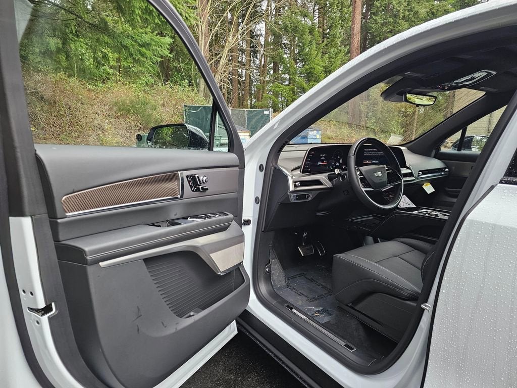 2026 Cadillac VISTIQ Luxury