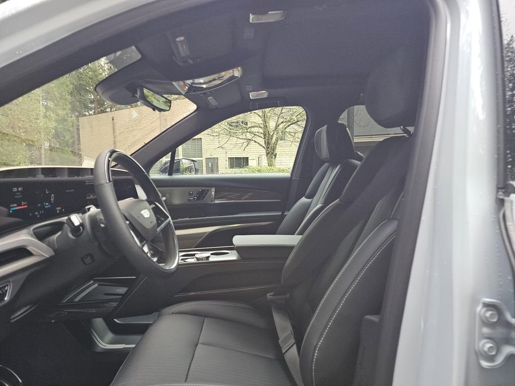 2026 Cadillac VISTIQ Luxury