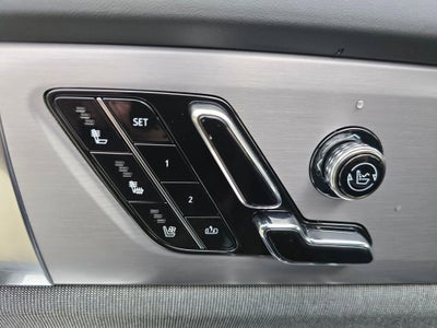 2026 Cadillac VISTIQ Premium Luxury