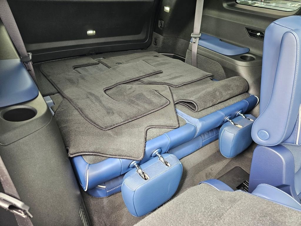 2026 Cadillac VISTIQ Premium Luxury