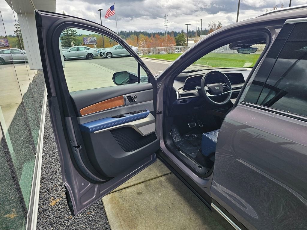 2026 Cadillac VISTIQ Premium Luxury