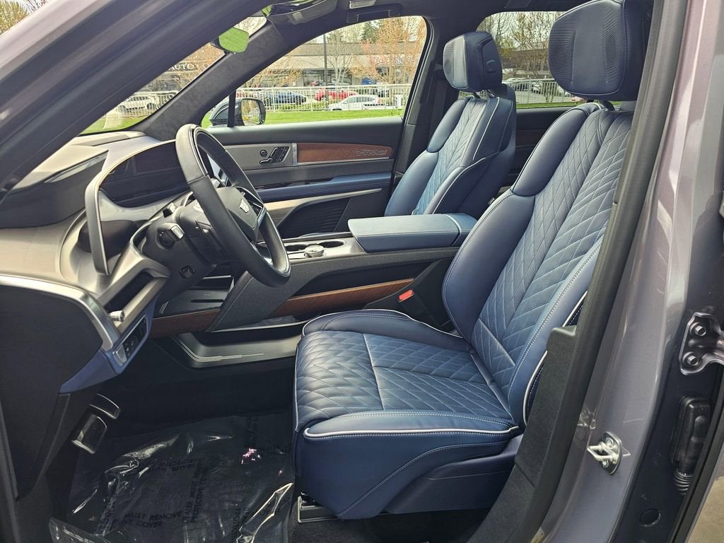 2026 Cadillac VISTIQ Premium Luxury