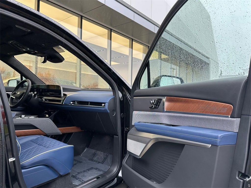 2026 Cadillac VISTIQ Premium Luxury