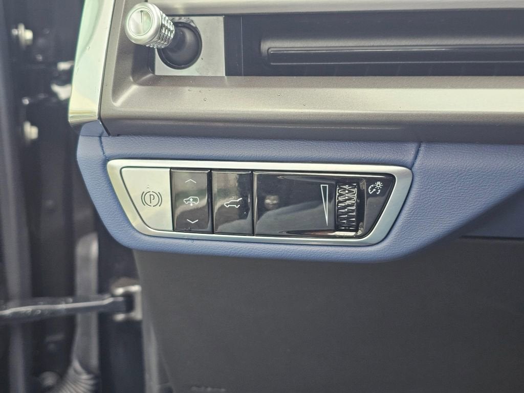 2026 Cadillac VISTIQ Premium Luxury