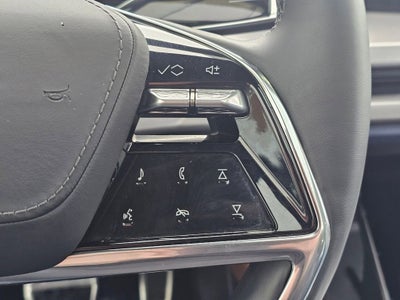 2026 Cadillac VISTIQ Premium Luxury