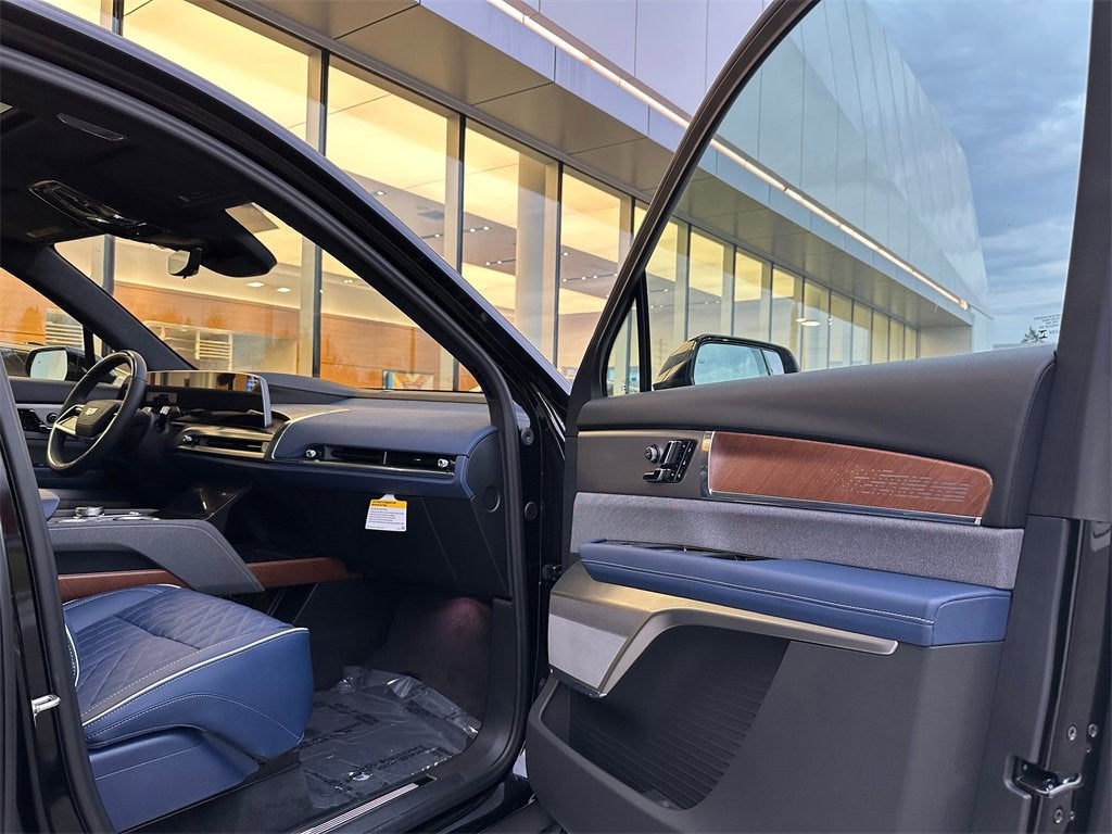 2026 Cadillac VISTIQ Premium Luxury