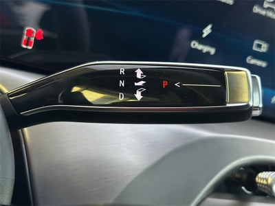 2026 Cadillac VISTIQ Premium Luxury