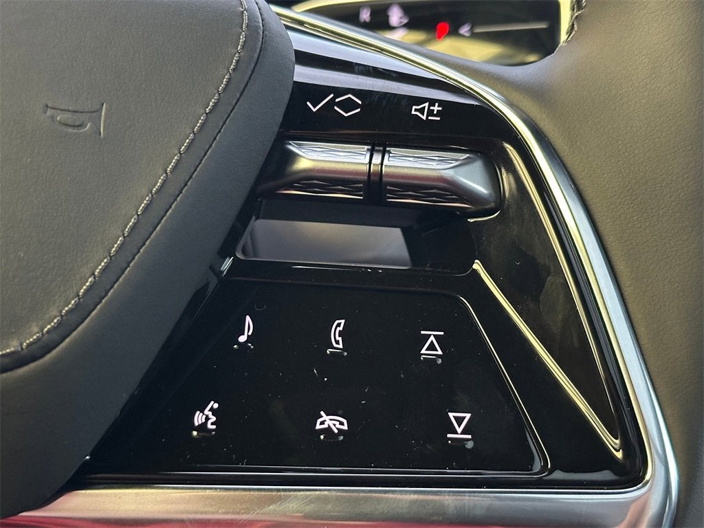 2026 Cadillac VISTIQ Premium Luxury