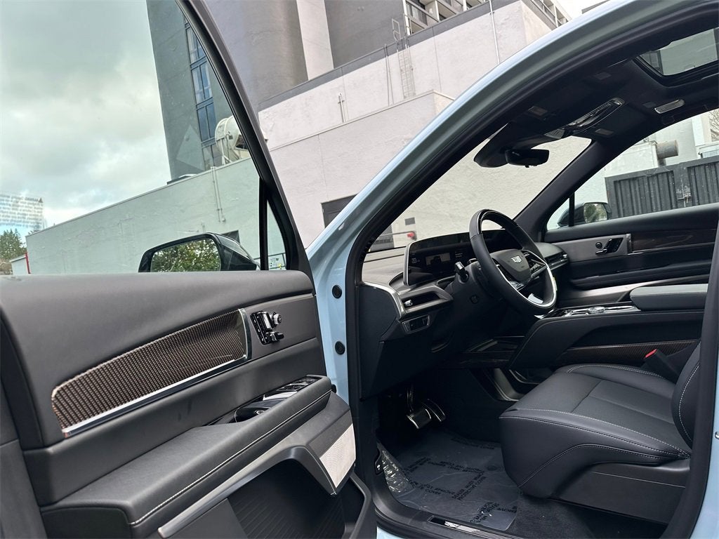 2026 Cadillac VISTIQ Sport