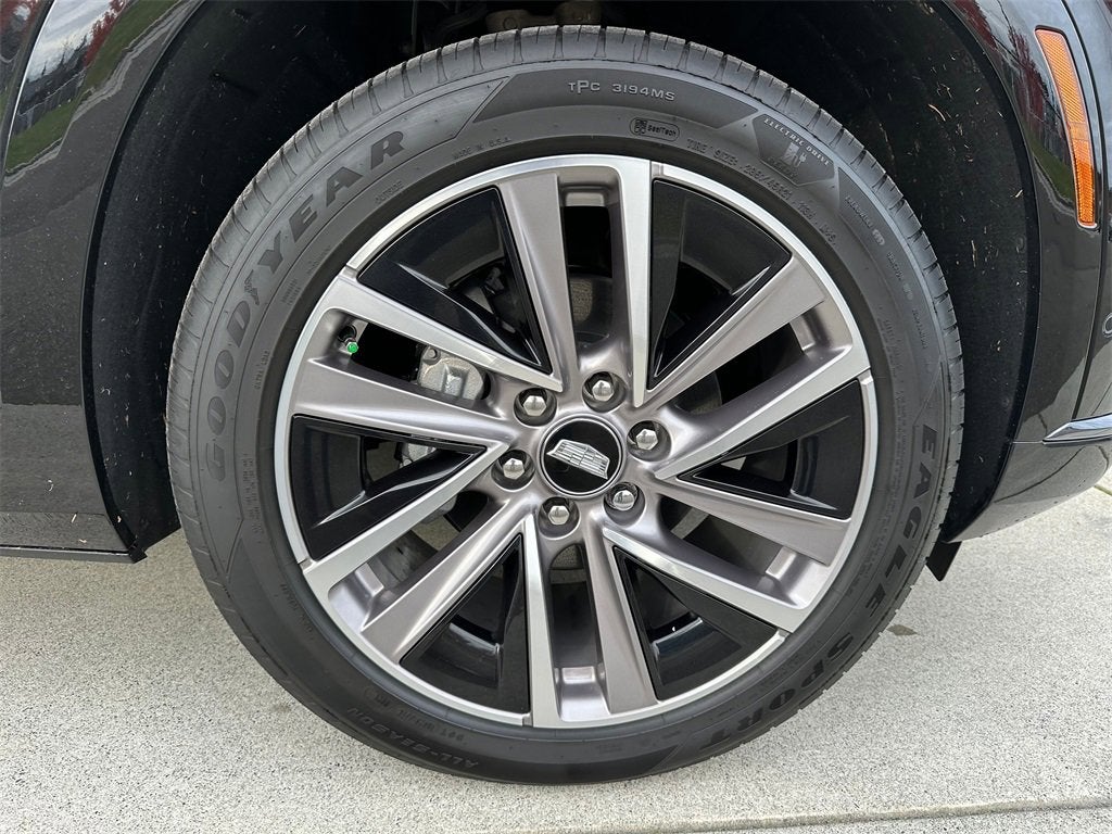 2026 Cadillac VISTIQ Sport