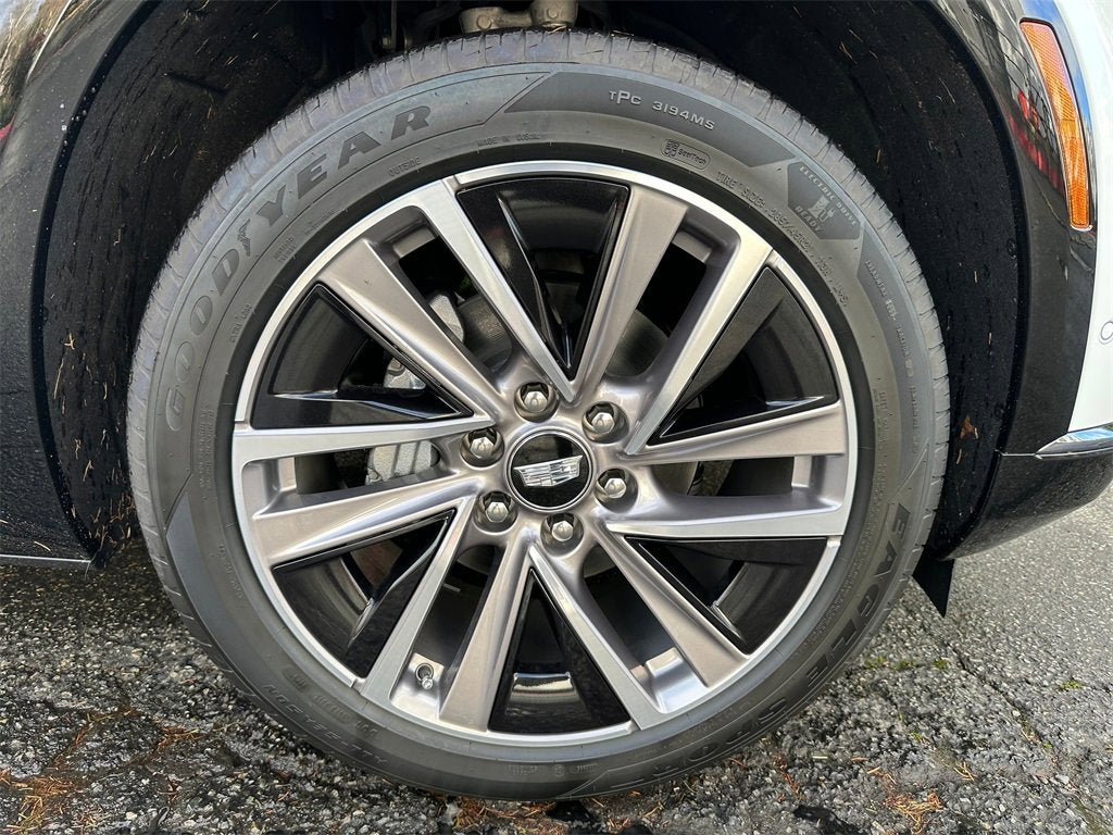 2026 Cadillac VISTIQ Sport