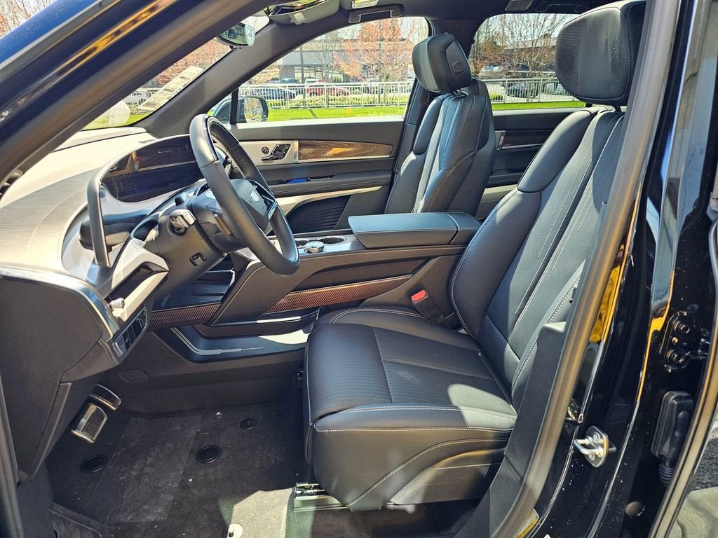 2026 Cadillac VISTIQ Sport