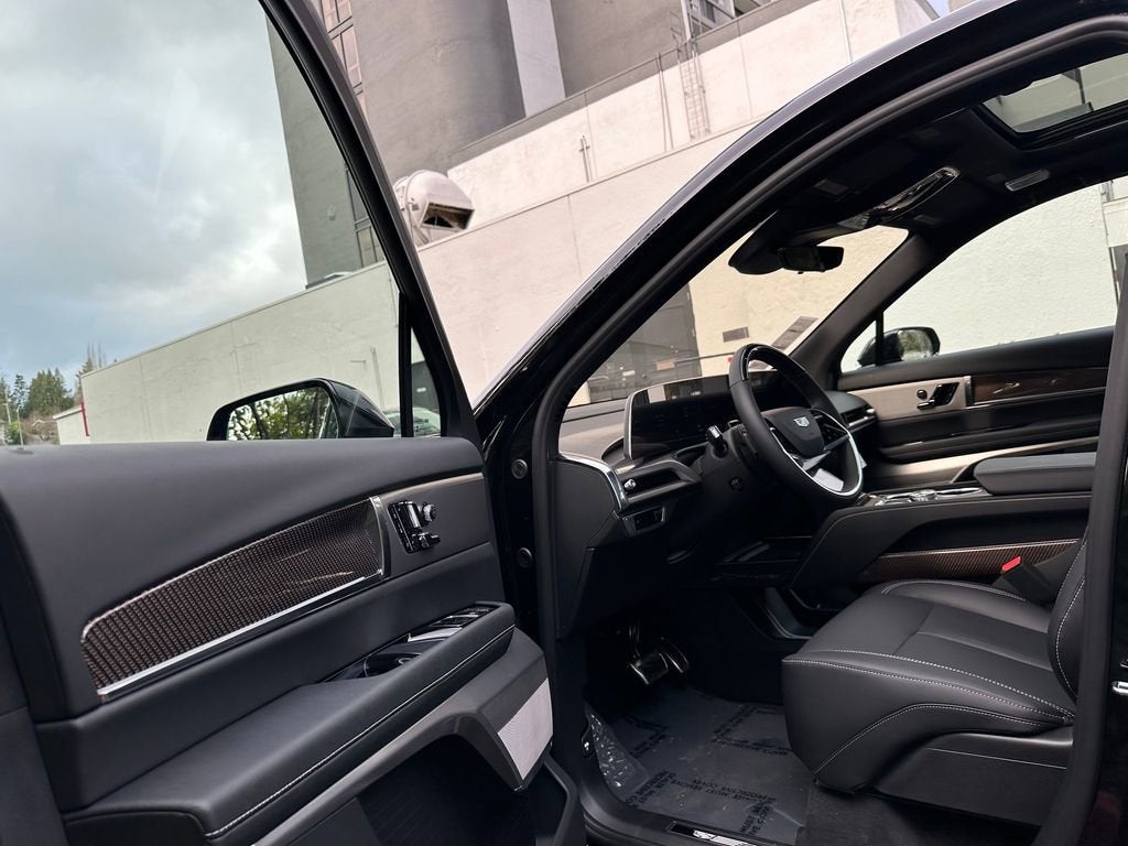 2026 Cadillac VISTIQ Sport