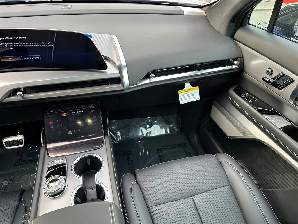 2026 Cadillac VISTIQ Sport