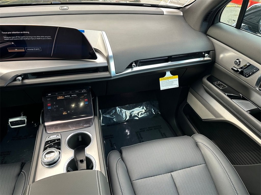 2026 Cadillac VISTIQ Sport