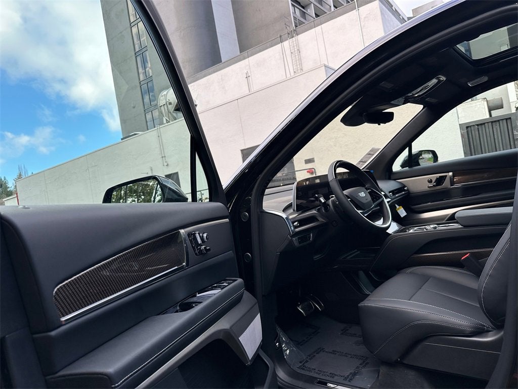 2026 Cadillac VISTIQ Sport