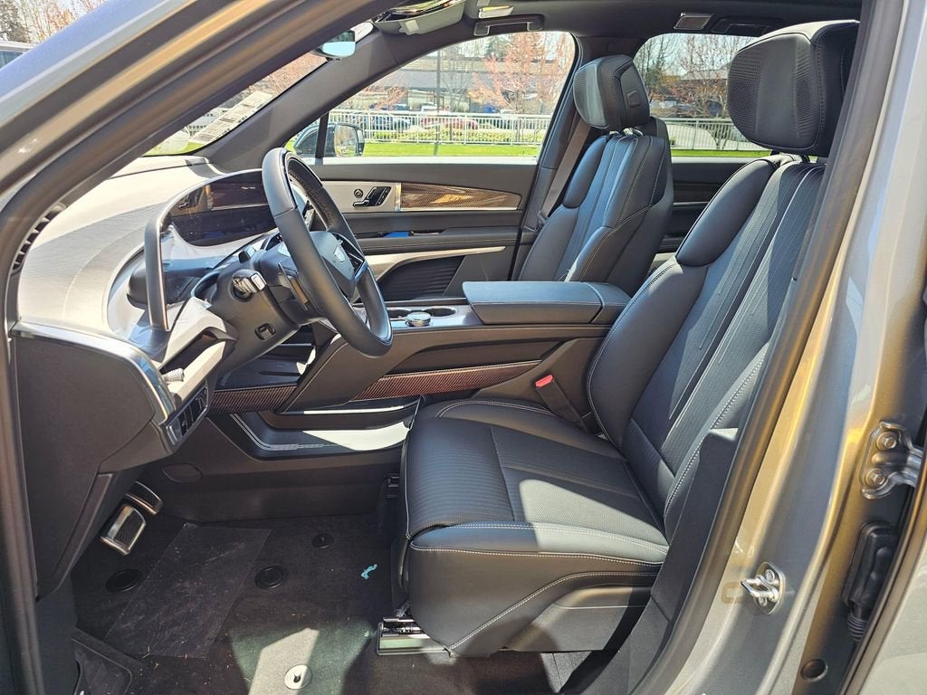 2026 Cadillac VISTIQ Sport