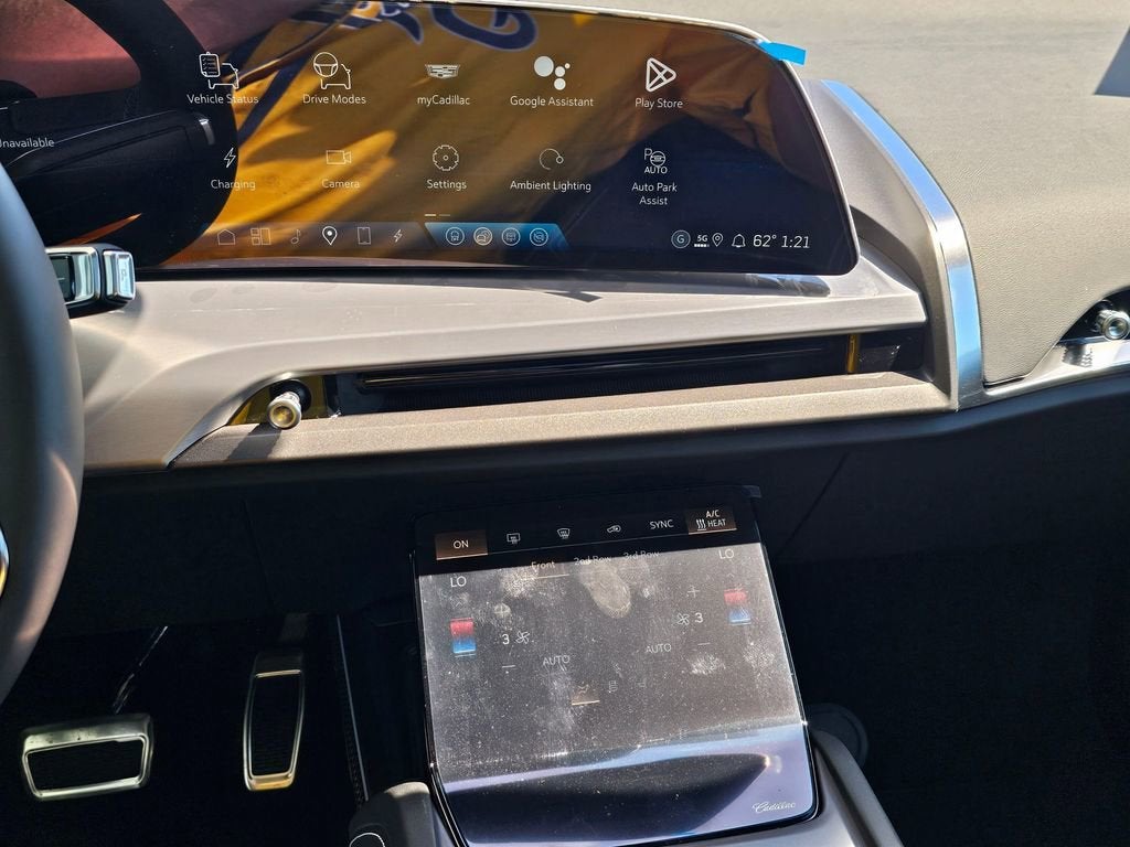 2026 Cadillac VISTIQ Sport