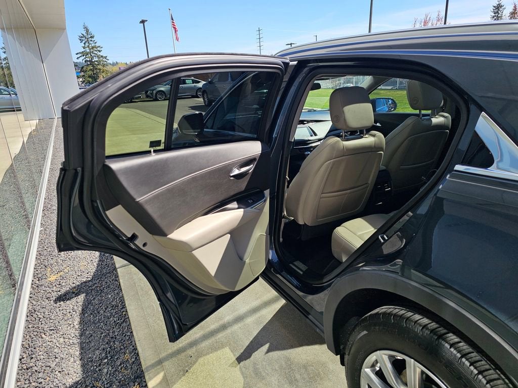 2019 Cadillac XT4 FWD Premium Luxury