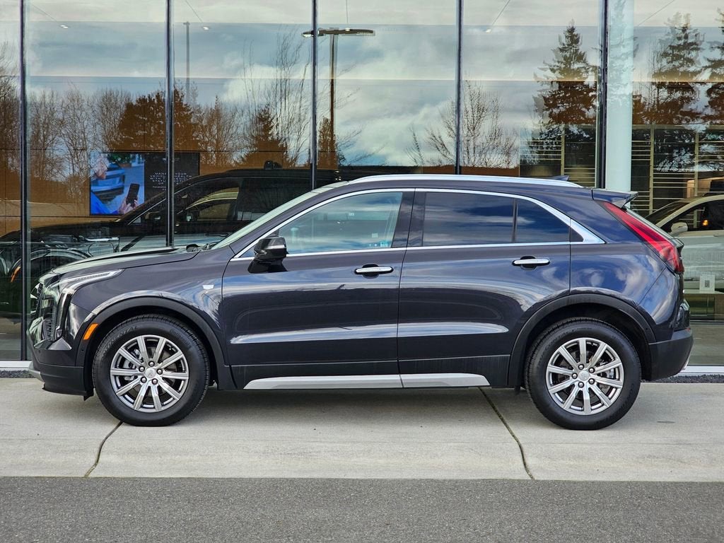 2022 Cadillac XT4 Premium Luxury