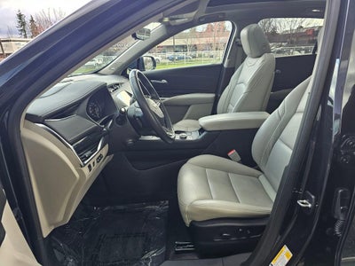 2022 Cadillac XT4 Premium Luxury