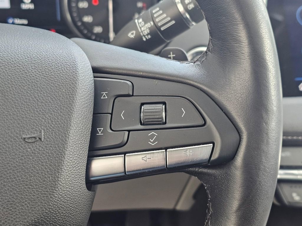 2022 Cadillac XT4 Premium Luxury