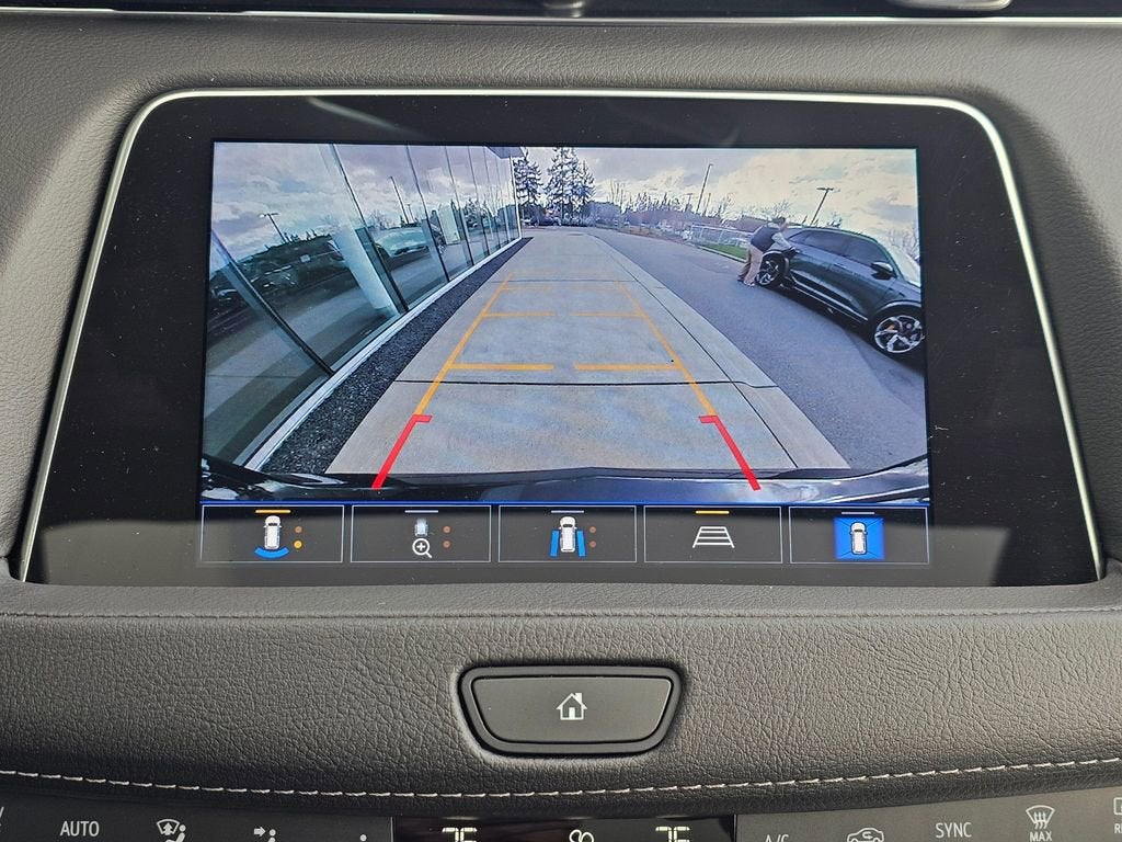 2022 Cadillac XT4 Premium Luxury