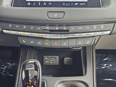 2022 Cadillac XT4 Premium Luxury