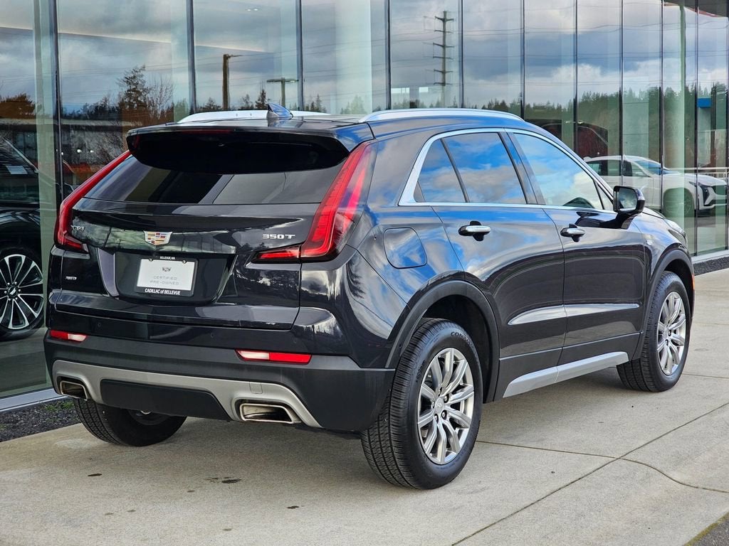 2022 Cadillac XT4 Premium Luxury