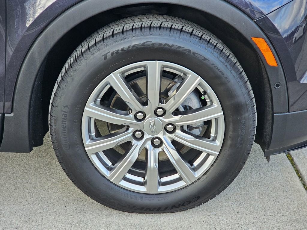 2022 Cadillac XT4 Premium Luxury