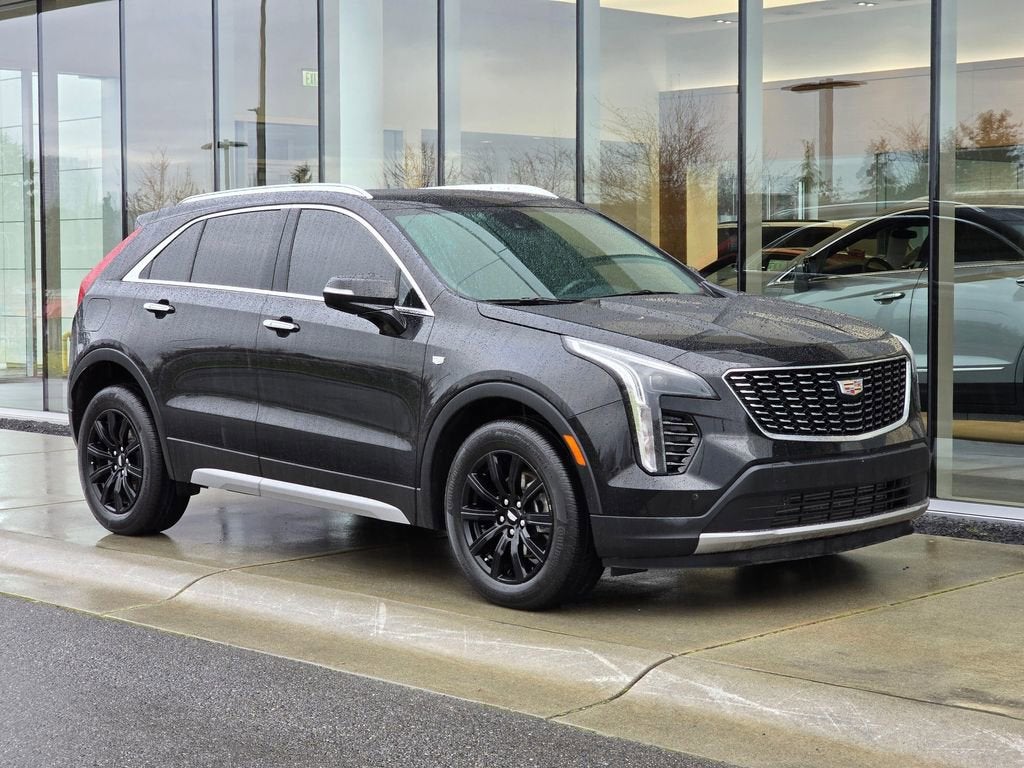 2023 Cadillac XT4 Premium Luxury
