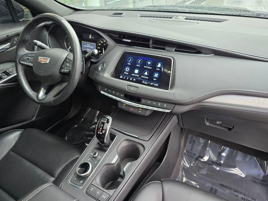 2023 Cadillac XT4 Premium Luxury