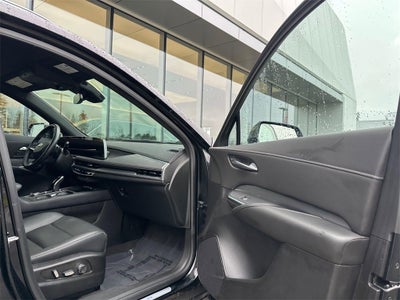 2025 Cadillac XT4 Premium Luxury