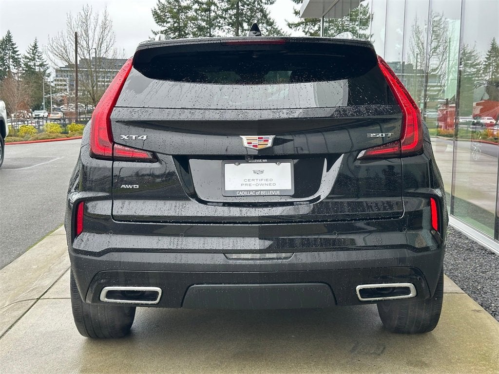 2025 Cadillac XT4 Premium Luxury