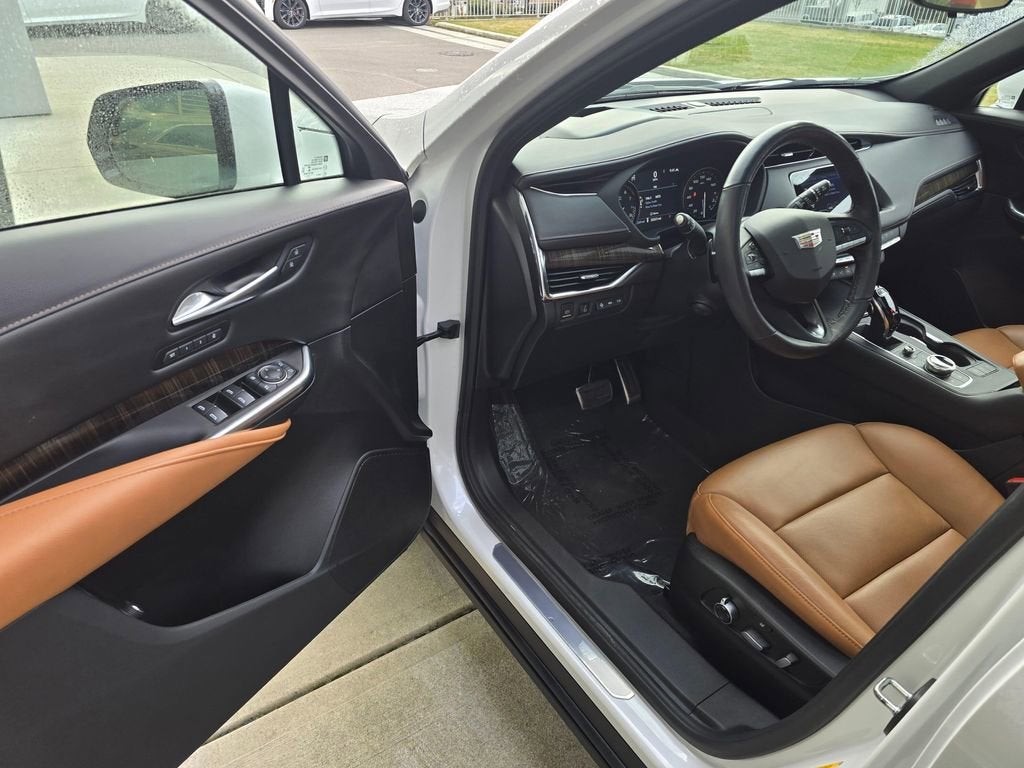 2022 Cadillac XT4 Sport