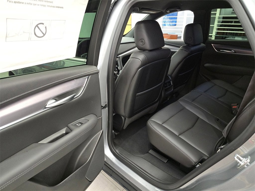 2025 Cadillac XT5 Luxury