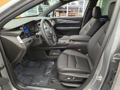 2025 Cadillac XT5 Luxury