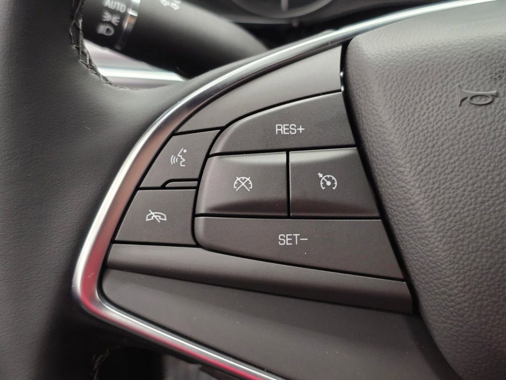 2025 Cadillac XT5 Luxury