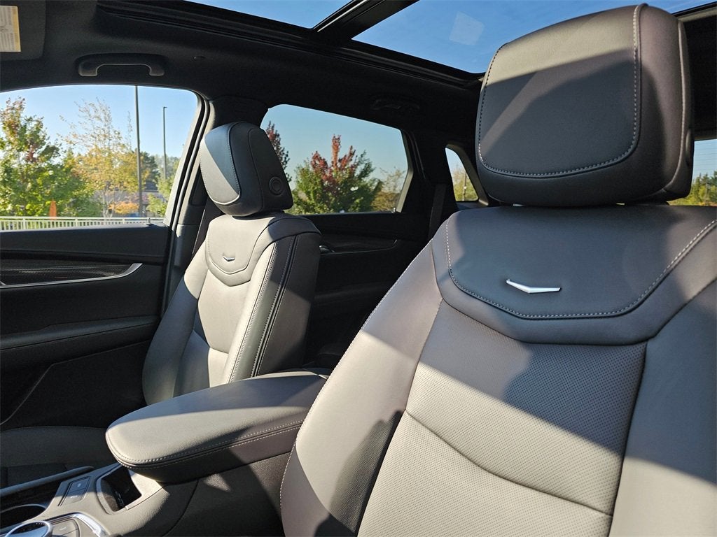 2025 Cadillac XT5 Sport