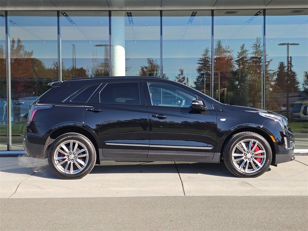 2025 Cadillac XT5 Sport