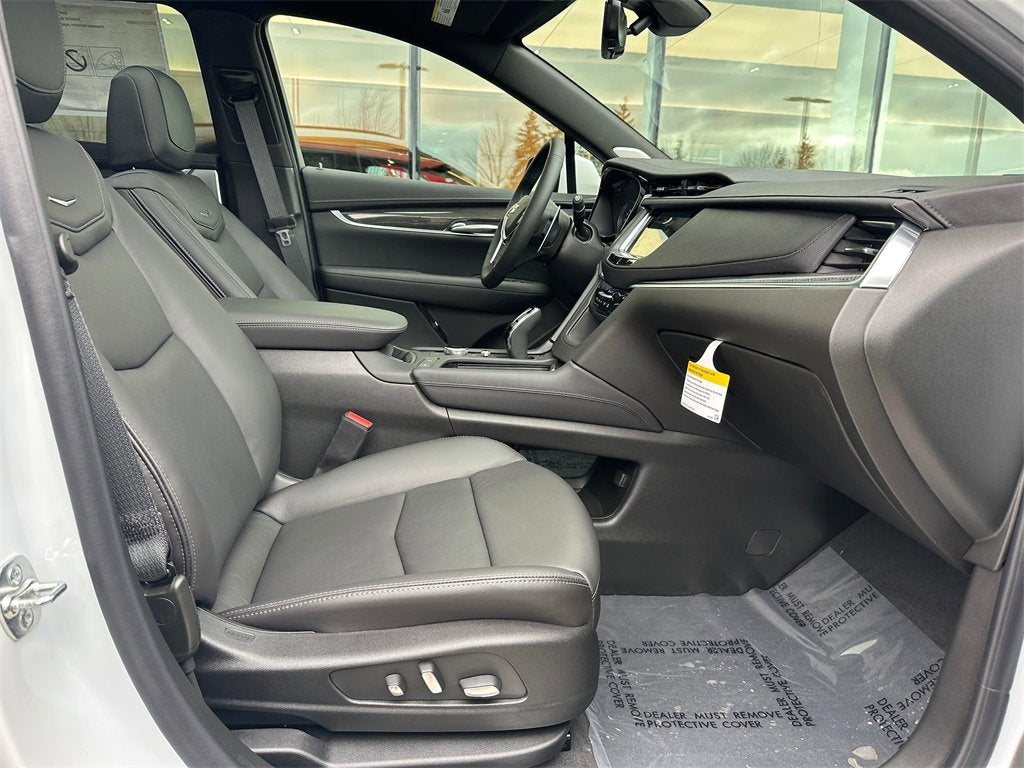 2025 Cadillac XT5 Sport