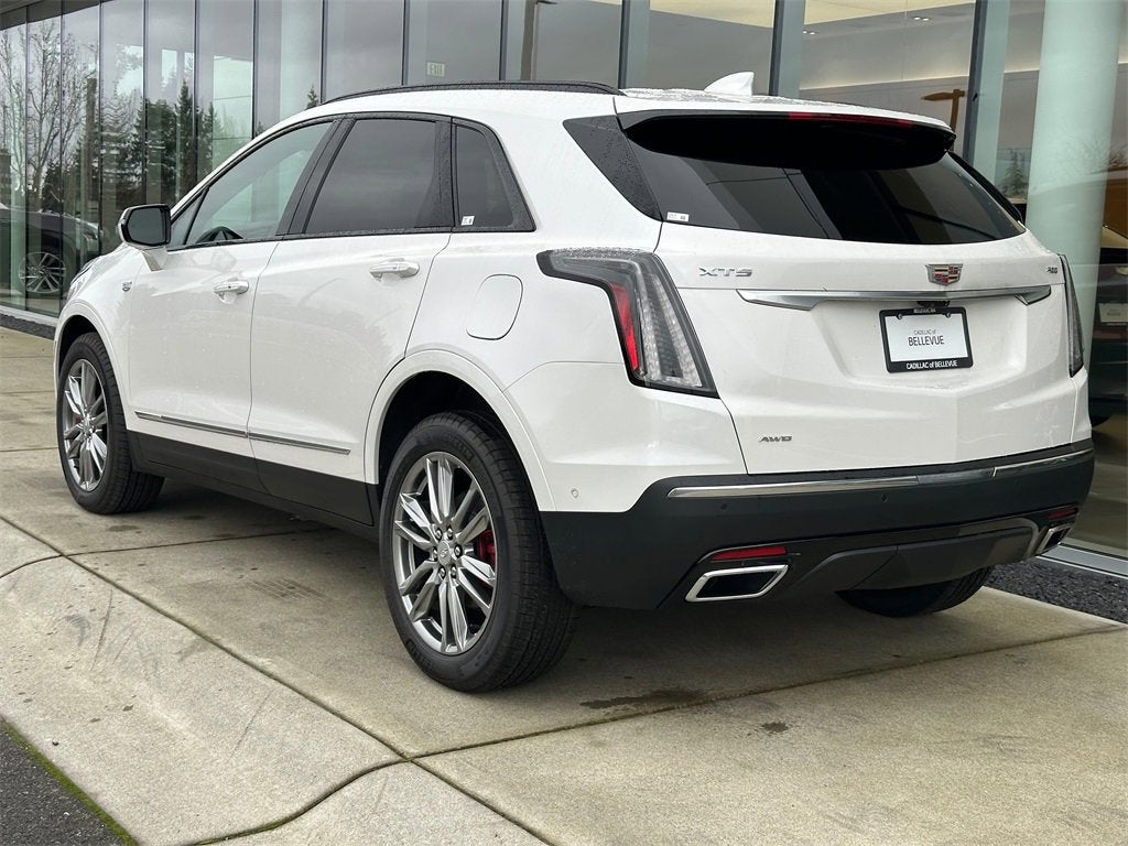 2025 Cadillac XT5 Sport