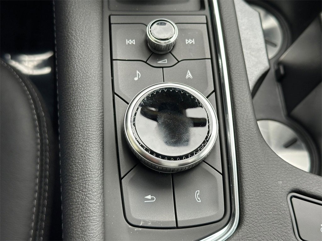 2025 Cadillac XT5 Sport