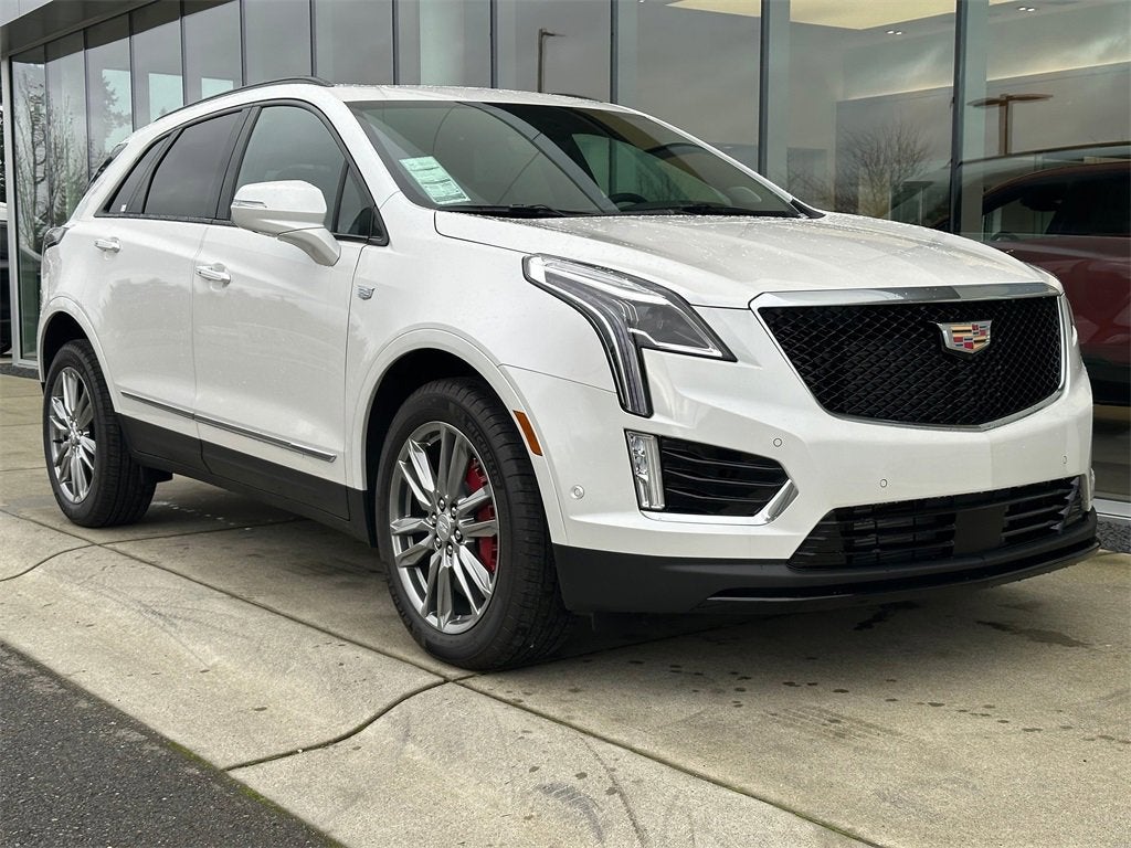 2025 Cadillac XT5 Sport