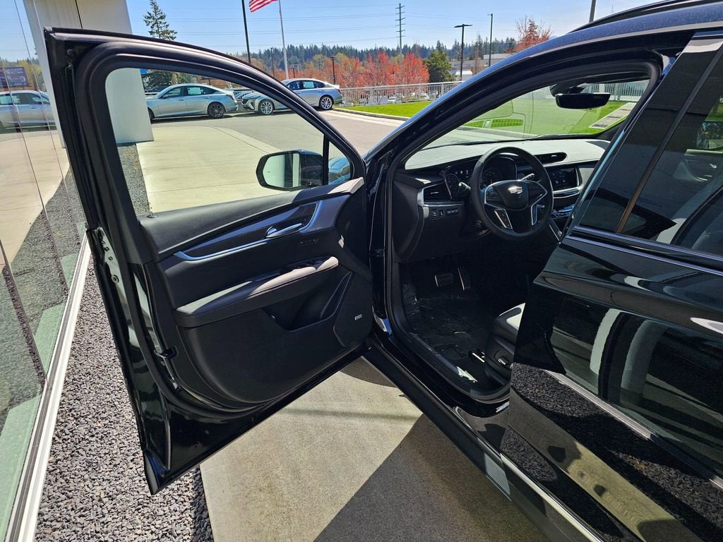 2026 Cadillac XT5 Sport
