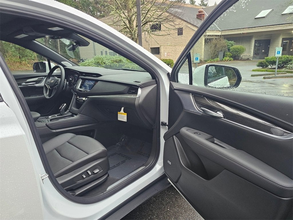 2026 Cadillac XT5 Sport