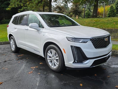 2025 Cadillac XT6 Luxury